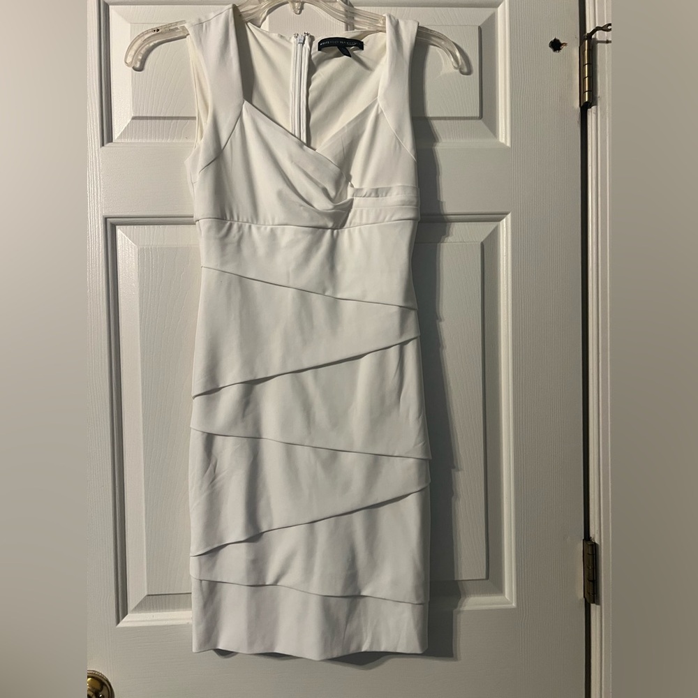 White House Black Market Sleeveless Dress Shite Sz 2
